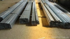 刷漆塑钢与钢材钢衬 特性、应用与维护要点